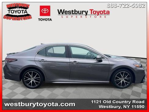 Certified 2024 Toyota Camry SE AWD/4WD image 6