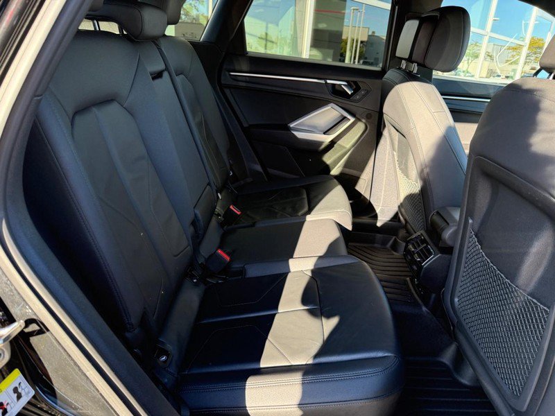 Used 2023 Audi Q3 2.0T Premium AWD/4WD image 12