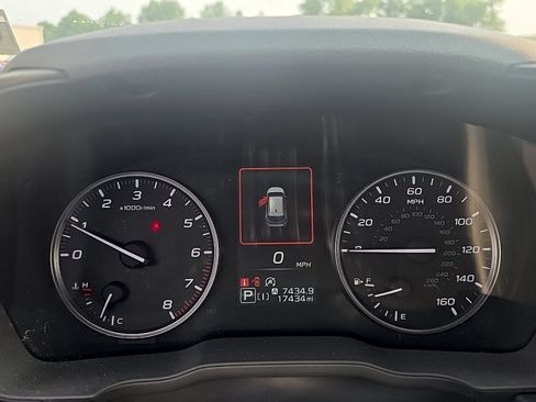 Used 2024 Subaru Impreza 2.0i Sport AWD/4WD image 11