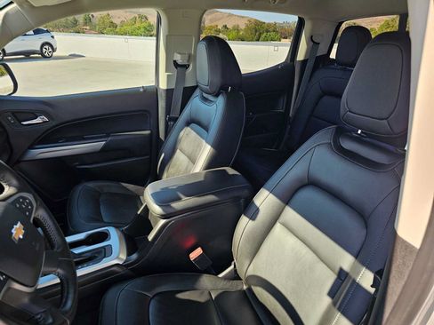 Used 2019 Chevrolet Colorado LT w/ Redline Special Edition RWD image 21