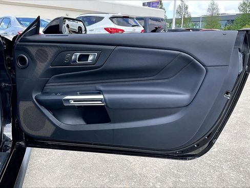 Used 2025 Ford Mustang Premium RWD image 19