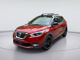 Used 2020 Nissan Kicks SR w/ Exterior Package FWD video 1
