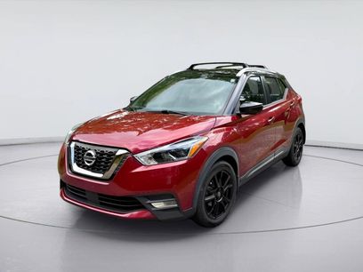 Used 2020 Nissan Kicks SR w/ Exterior Package