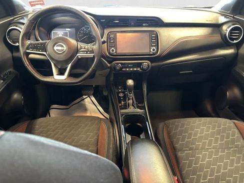 Certified 2023 Nissan Kicks SR FWD image 10