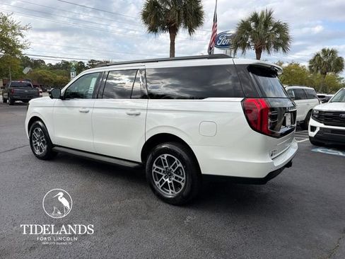 New 2026 Ford Expedition Max Active RWD image 5