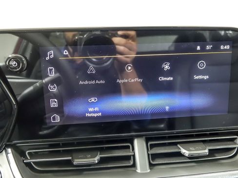 New 2026 Chevrolet Trax LT w/ Driver Confidence Package image 17