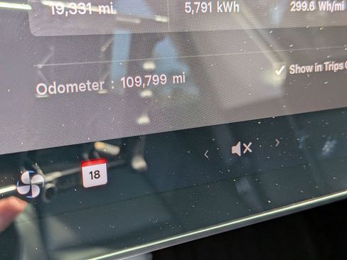 Used 2021 Tesla Model 3 Long Range image 21