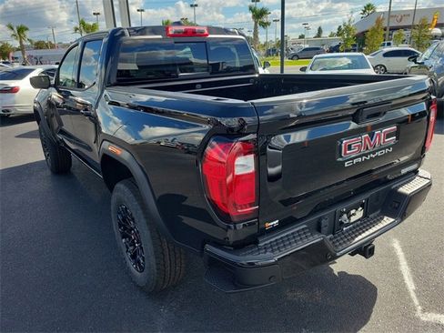 New 2026 GMC Canyon Elevation w/ Convenience Package image 4