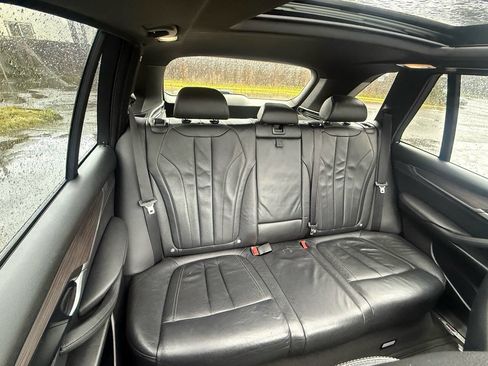 Used 2017 BMW X5 xDrive40e AWD/4WD image 12