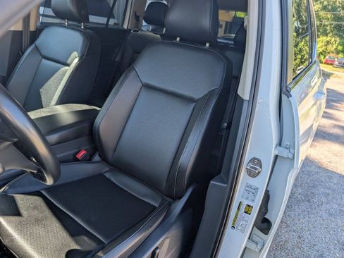 Used 2018 Volkswagen Atlas SE FWD image 18