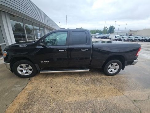 Used 2019 RAM 1500 Big Horn RWD image 1
