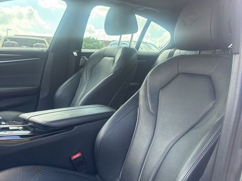 Used 2018 BMW 530i RWD image 5