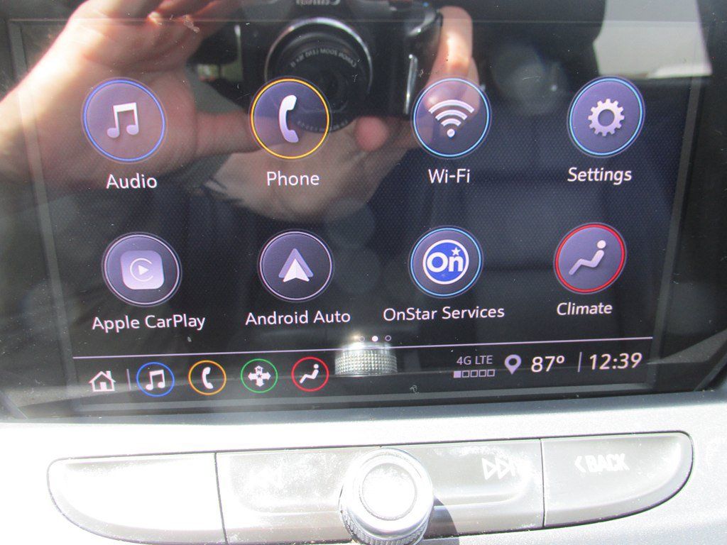 Used 2022 Chevrolet Blazer LT AWD/4WD image 12