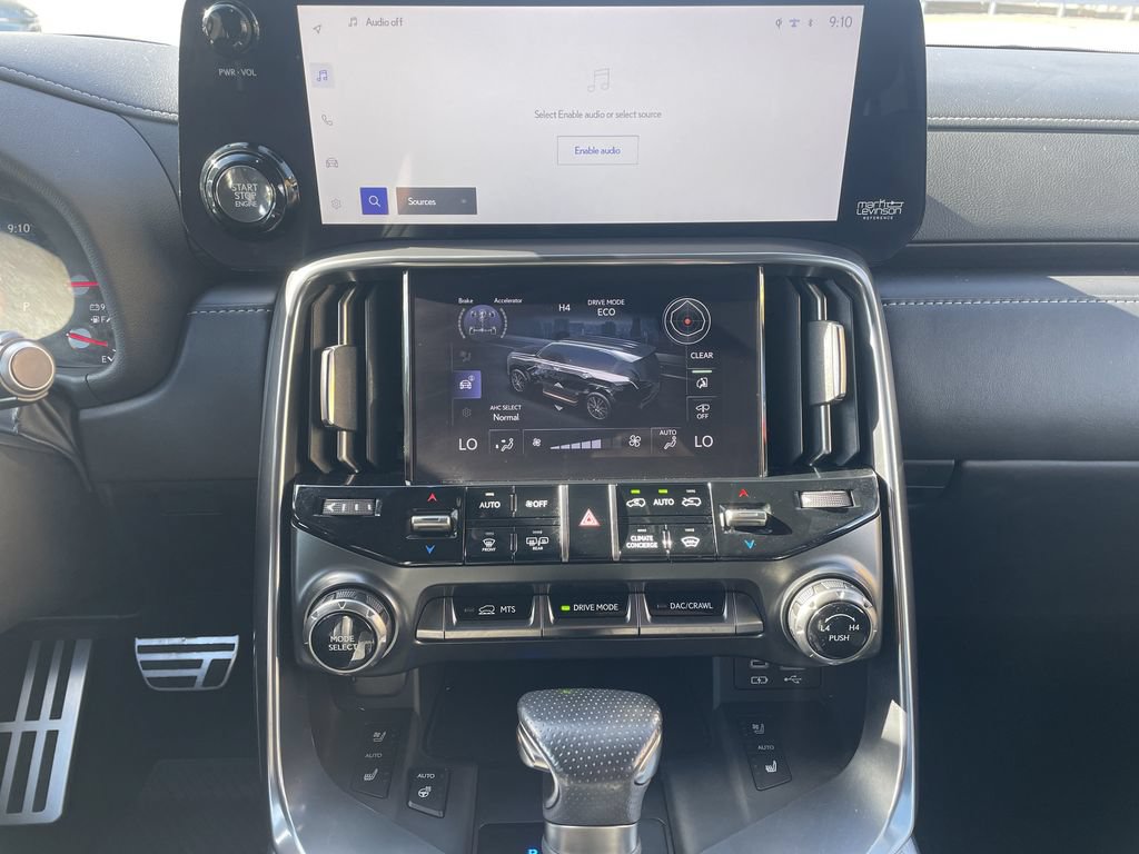 Used 2024 Lexus LX 600 F Sport AWD/4WD image 18
