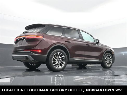 Used 2021 Lincoln Corsair Standard w/ Equipment Group 101A image 30