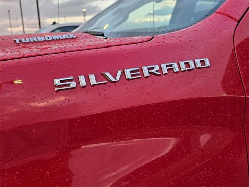 New 2026 Chevrolet Silverado 1500 Custom image 5