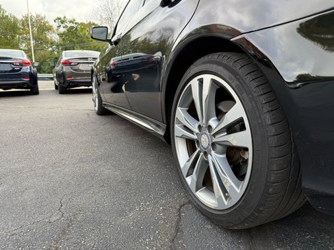 Used 2014 Mercedes-Benz E 350 Sedan image 3