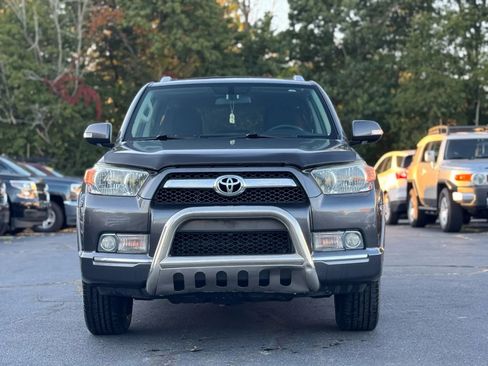 Used 2011 Toyota 4Runner SR5 image 3