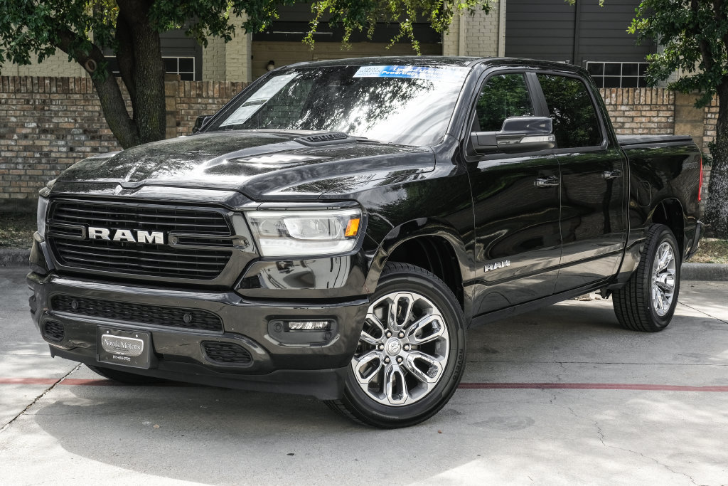 Used 2023 RAM 1500 Laramie AWD/4WD image 11
