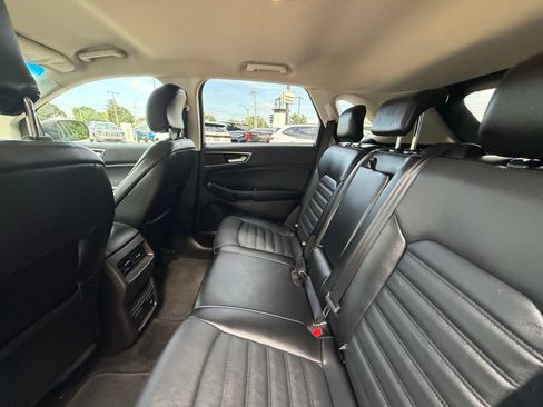 Used 2017 Ford Edge SEL w/ Equipment Group 201A FWD image 5