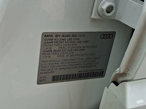 Used 2025 Audi Q3 2.0T Premium AWD/4WD image 29