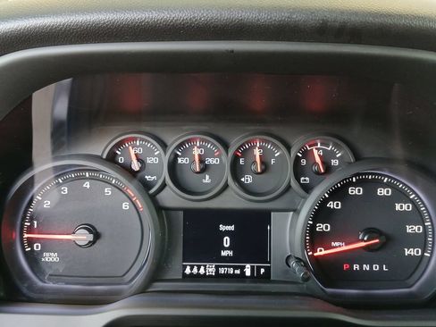 Certified 2025 Chevrolet Silverado 2500 Custom w/ Custom Value Package AWD/4WD image 11