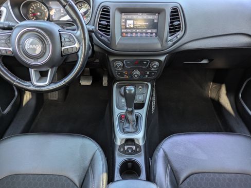 Used 2021 Jeep Compass Latitude w/ Convenience Group AWD/4WD image 33