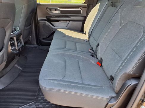 Used 2024 RAM 1500 Big Horn AWD/4WD image 16