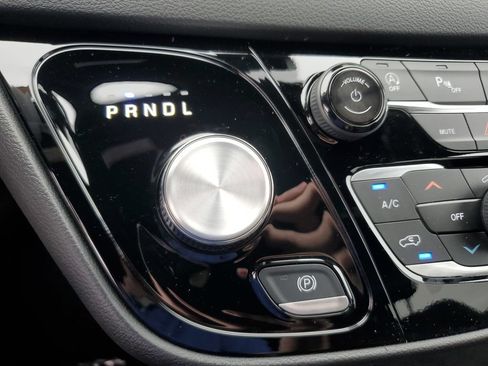 New 2026 Chrysler Voyager LX FWD image 23