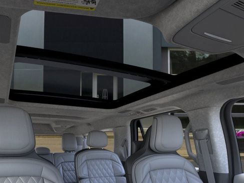 New 2026 Lincoln Navigator L Black Label AWD/4WD image 22