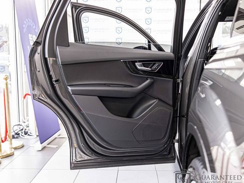 Used 2019 Audi Q7 3.0T Premium w/ Convenience Package image 36