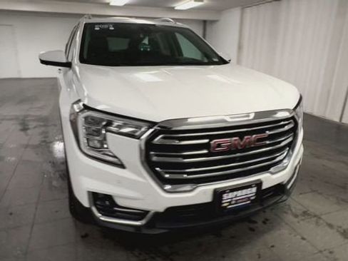 Certified 2023 GMC Terrain SLT w/ Tech Package image 3