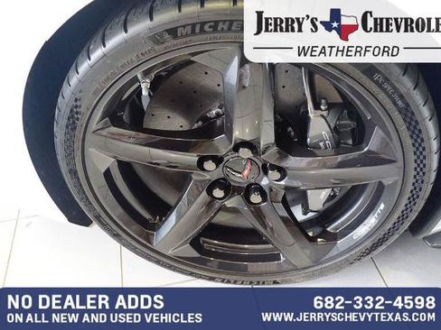 New 2025 Chevrolet Corvette E-Ray w/ Stealth Interior Trim Package AWD/4WD image 19