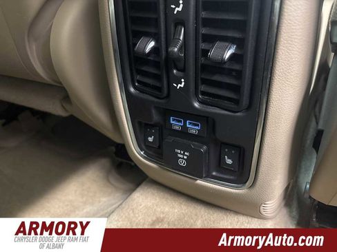 Used 2016 Jeep Grand Cherokee Overland image 36