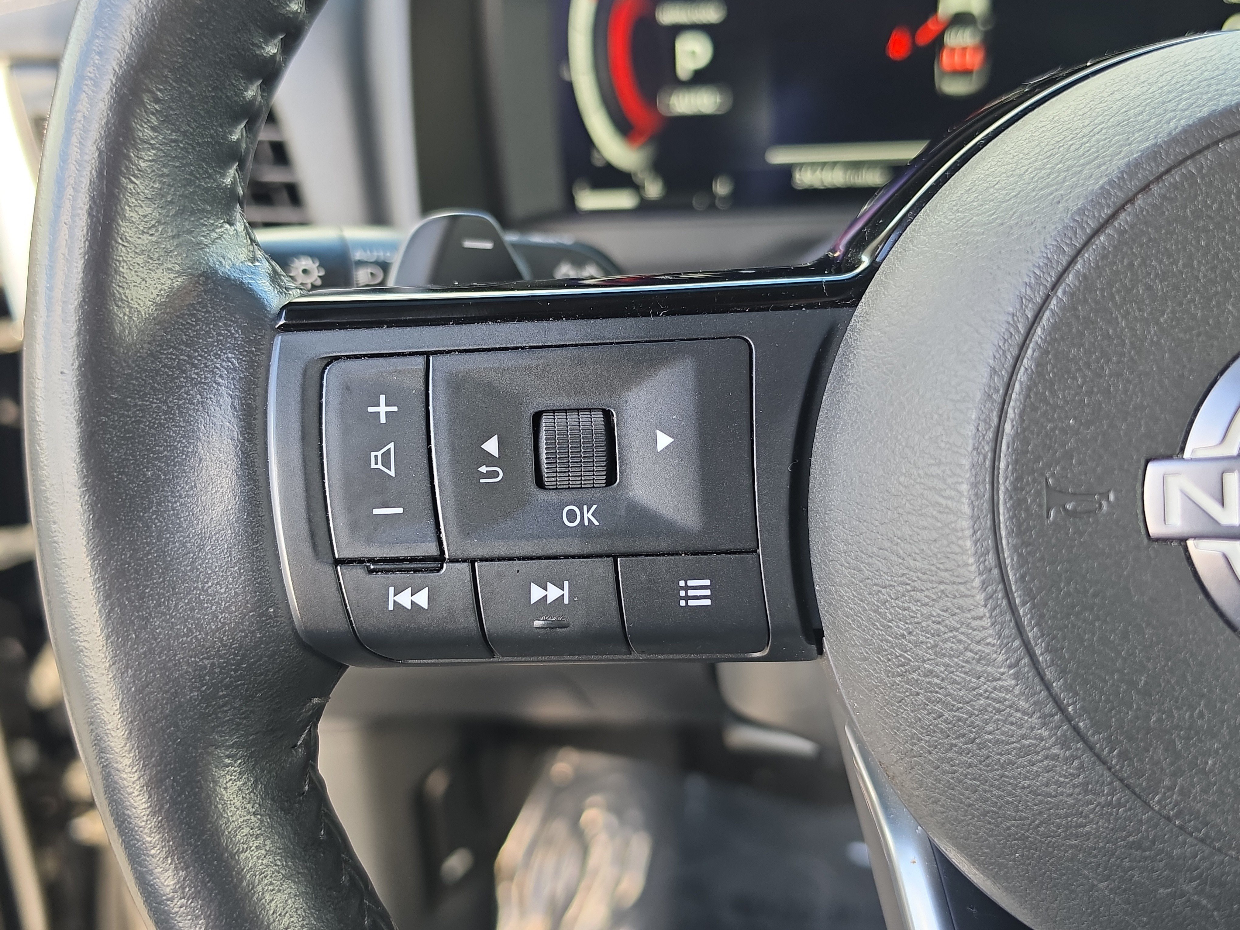 Used 2023 Nissan Rogue Platinum w/ Platinum Premium Package AWD/4WD image 20