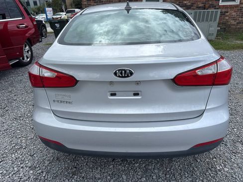 Used 2015 Kia Forte LX w/ Popular Package FWD image 4