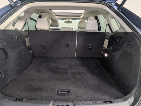 Used 2018 Ford Edge Titanium w/ Equipment Group 301A FWD image 27