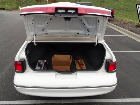 Used 1997 Mercury Cougar XR7 image 15