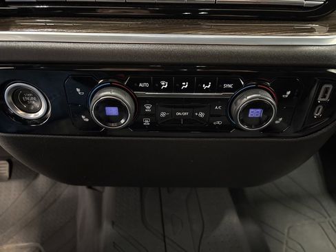 Used 2022 Chevrolet Silverado 1500 LT image 21