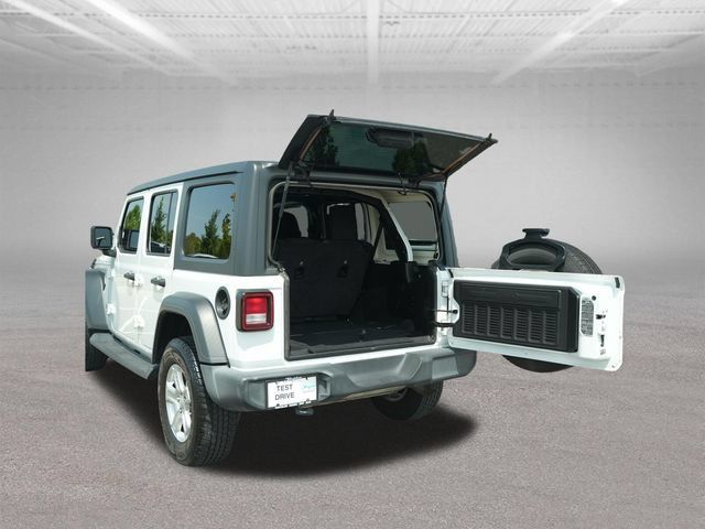 Used 2021 Jeep Wrangler Unlimited Sport AWD/4WD image 17