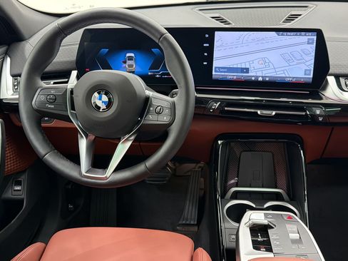 New 2026 BMW X2 xDrive28i AWD/4WD image 16