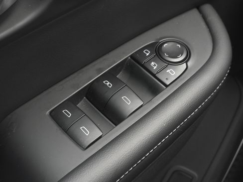 Used 2025 Buick Enclave Preferred image 27