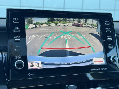 Used 2022 Toyota Camry XSE FWD image 18