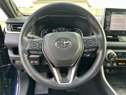 Used 2020 Toyota RAV4 XSE w/ XSE Grade Weather Package image 28