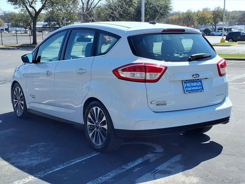 Used 2017 Ford C-MAX Energi Titanium image 9