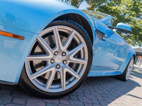 Used 2012 Aston Martin V8 Vantage S RWD image 32