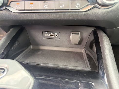 Used 2024 Nissan Altima 2.5 SV image 18