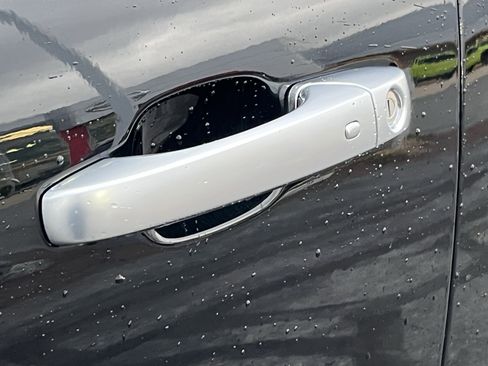 Used 2023 Dodge Durango Citadel image 13