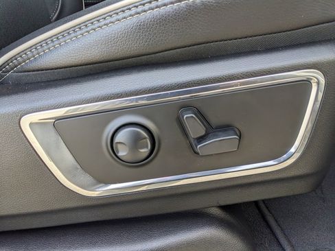 Used 2025 RAM 1500 Laramie image 50