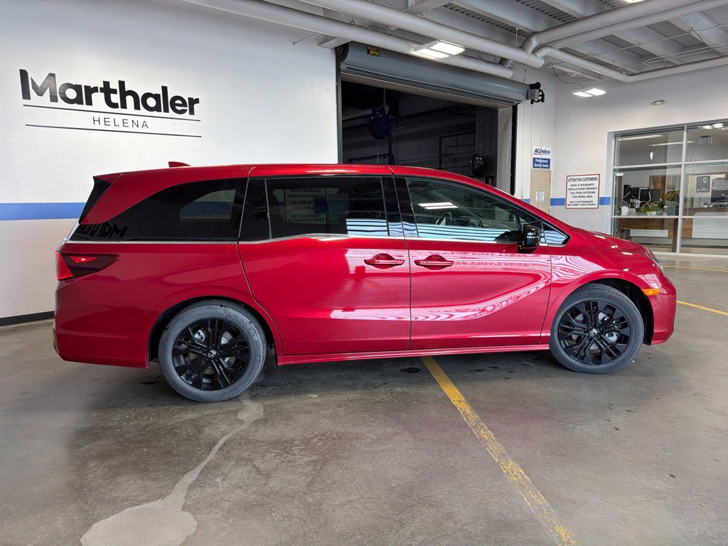 Used 2026 Honda Odyssey Sport-L image 4